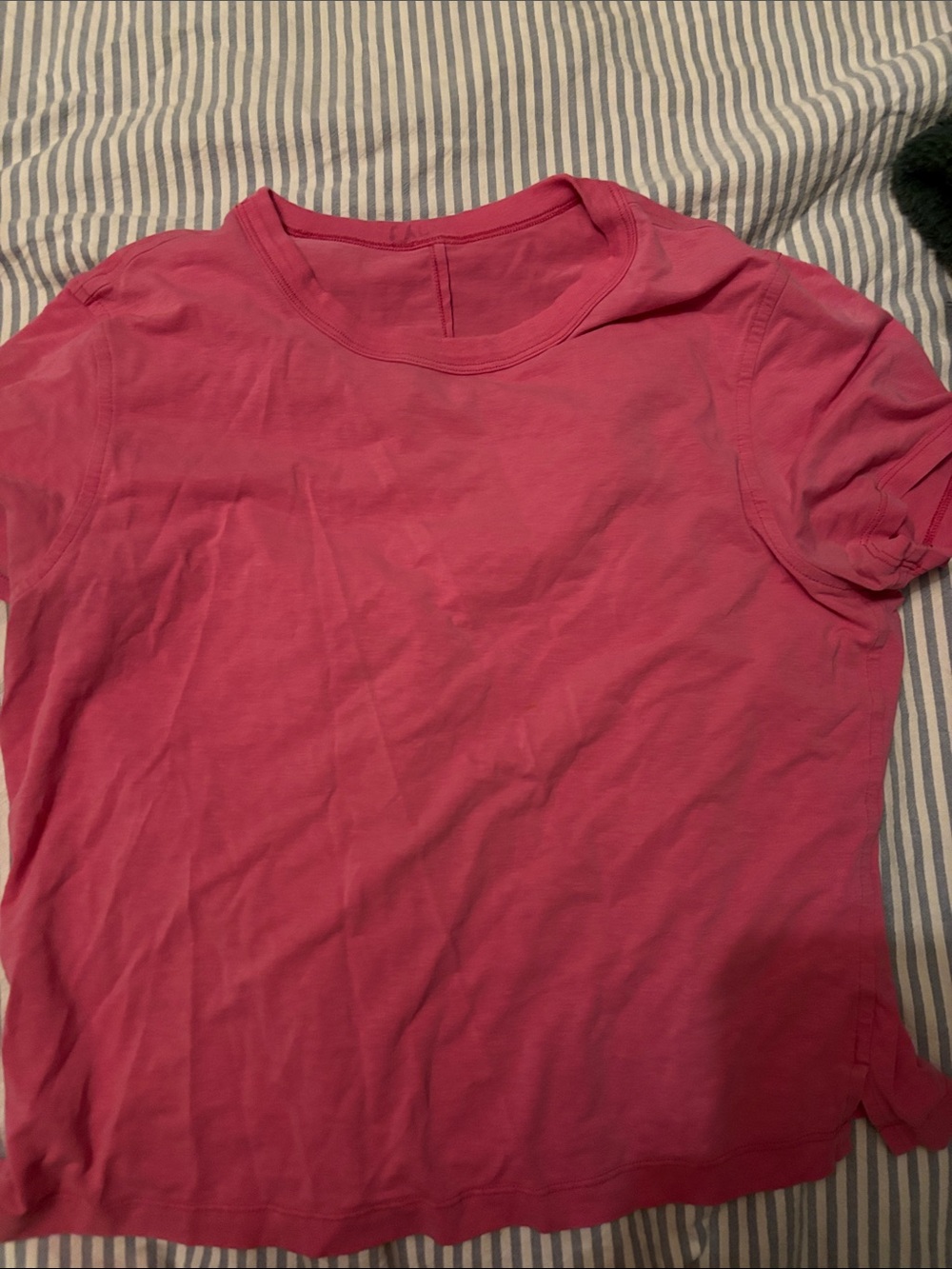 lululemon athletica Short Sleeve Crewneck Tee - Rose Pink